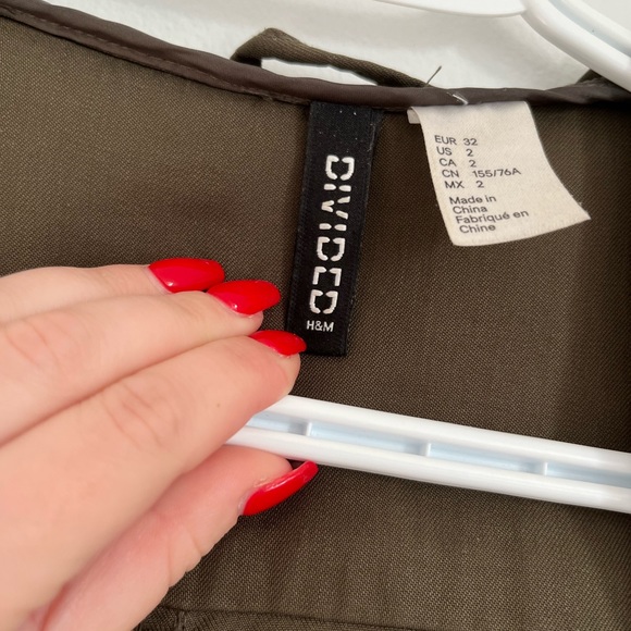 Divided by H&M Khaki Lightweight Hooded Jacket Size 2 - Picture 2 of 3